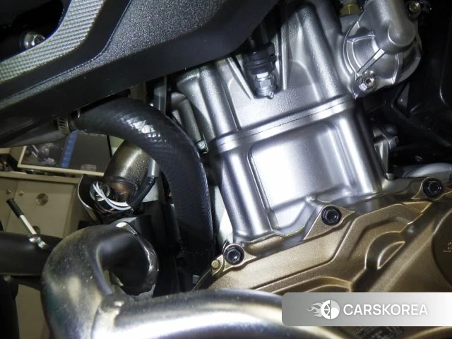 Engine photo