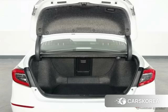 Honda Accord id 4297786 из Китая 18