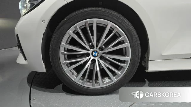 BMW 3 Series (G20) id 4759031 из Кореи 27