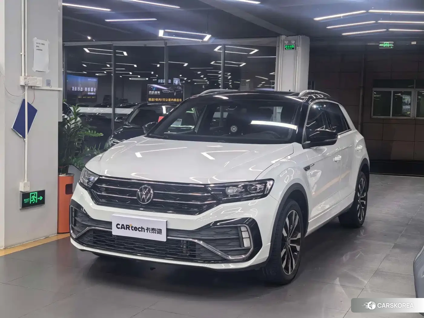 Volkswagen T-Roc 2023 Белый из Китая, фото 4