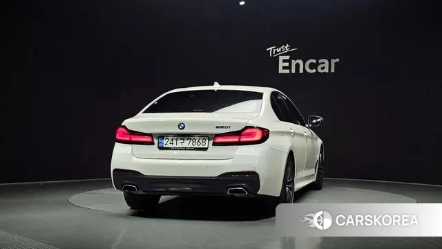 BMW 5 Series (G30) id 3366325 из Кореи 14