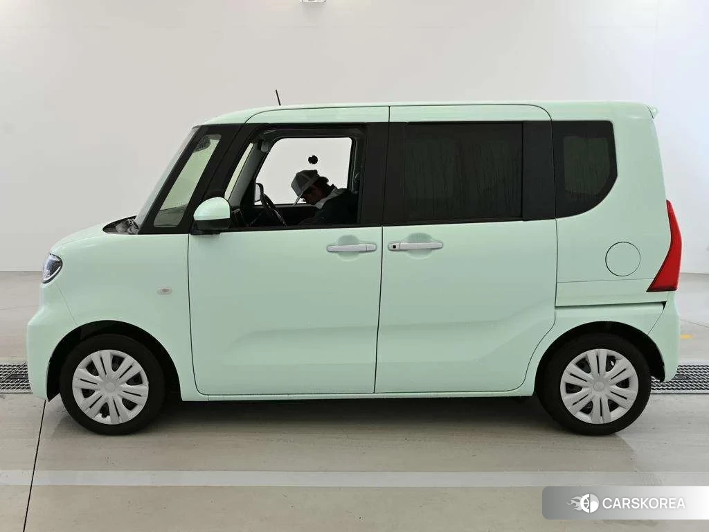 Daihatsu Tanto 2025 из Японии, фото 4