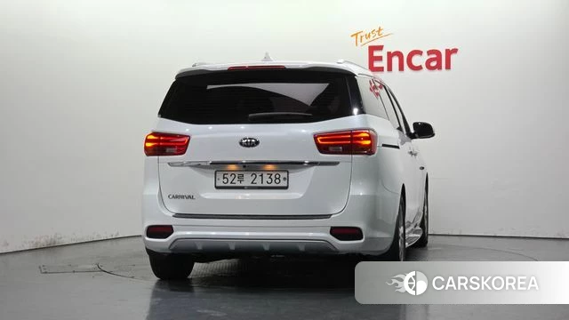 Kia The New Carnival id 4658188 из Кореи 14