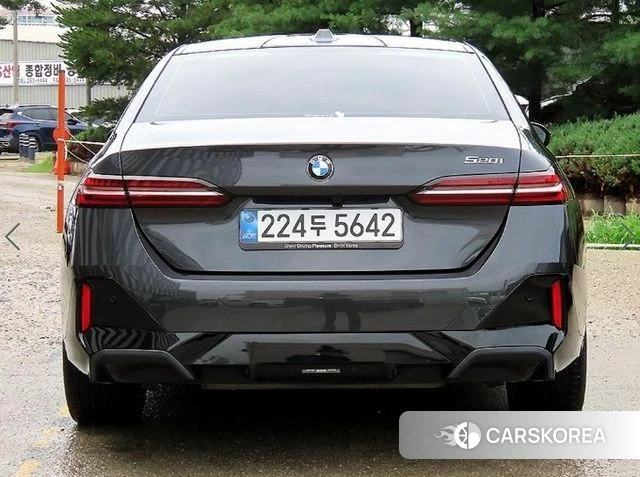 BMW 5 Series (G60) id 4571185 из Кореи 14