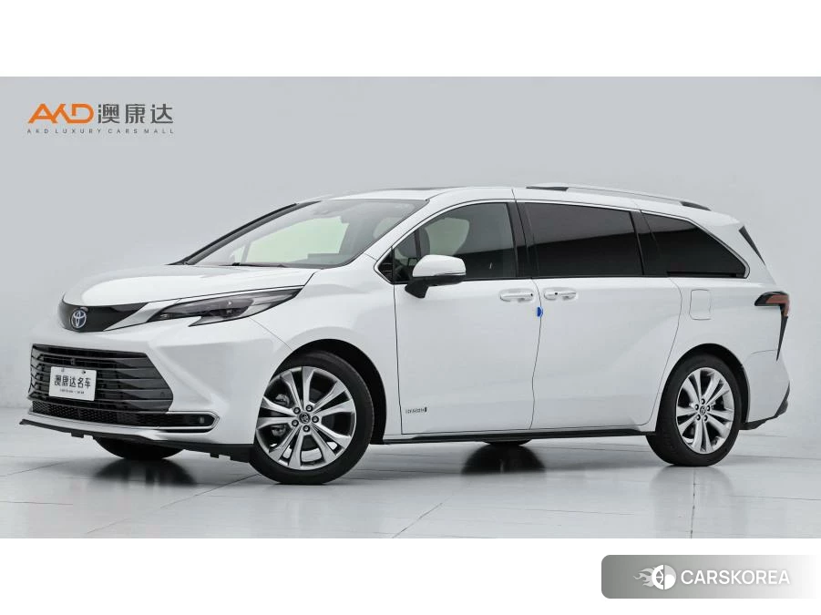 Toyota Sienna 2023 Белый из Китая, фото 5