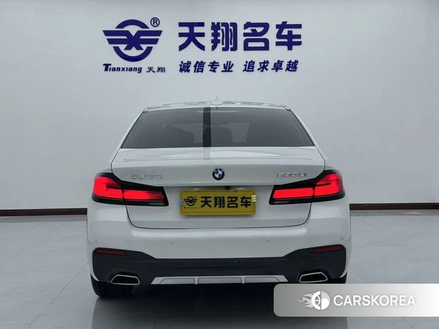 BMW 5 series id 3919522 из Китая 13