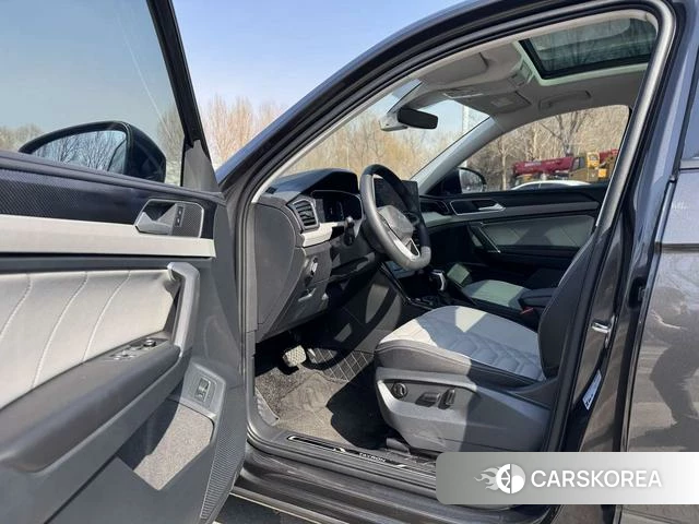 Volkswagen Tanyue 2024 Черный из Китая, фото 4