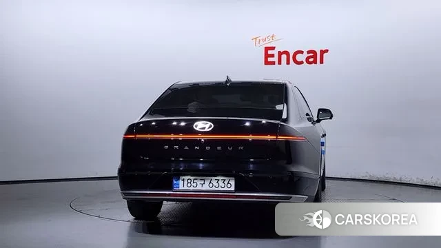 Hyundai Grandeur Hybrid (GN7) id 3053000 из Кореи 14