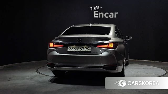 Lexus ES300h 7th generation id 4248816 из Кореи 28