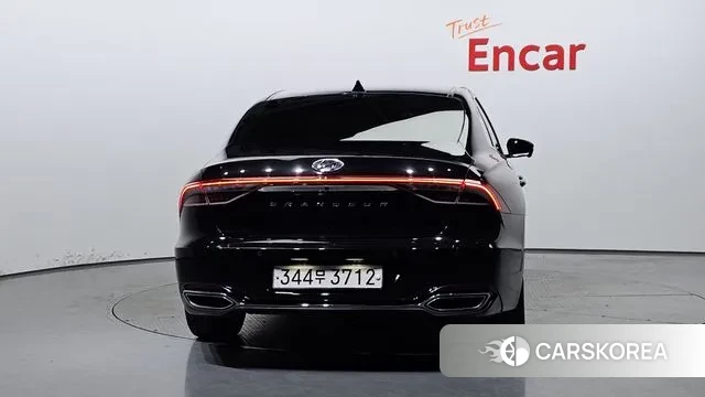 Hyundai The New Grandeur IG id 3004377 из Кореи 14