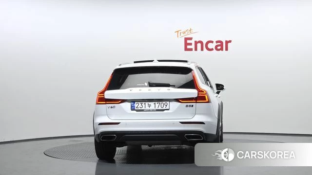 Volvo V60 Cross-Country 2nd Generation id 3843845 из Кореи 14