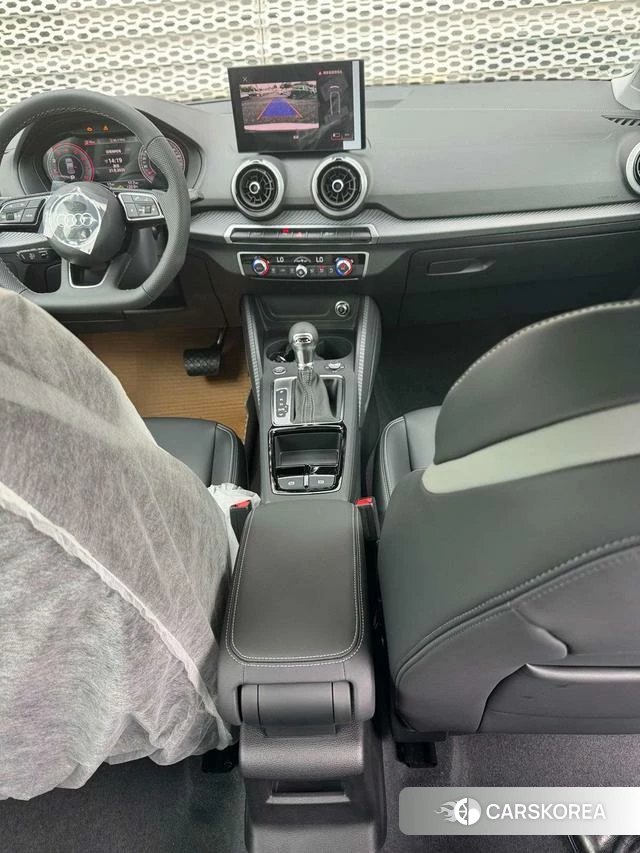 Audi Q2L id 4259905 из Китая 10