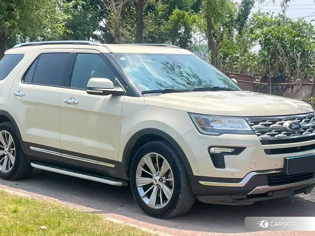 Ford Explorer (imported) 2019 Champagne/brown из Китая, фото 4