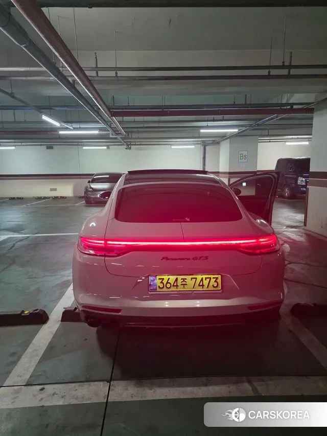 Porsche Panamera (971) 2021 Серебристо-серый из Кореи, фото 4