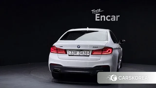 BMW 5 Series (G30) id 2966666 из Кореи 14