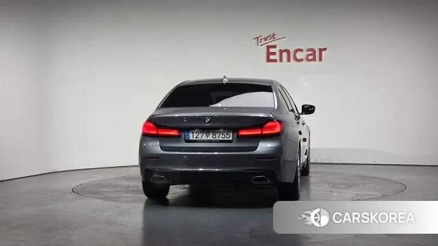 BMW 5 Series (G30) id 3539301 из Кореи 14