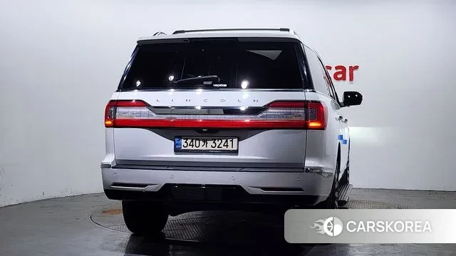 Lincoln Navigator 4th generation id 2964975 из Кореи 14