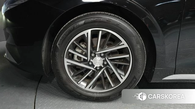 Hyundai The New Grandeur IG id 4423683 из Кореи 28