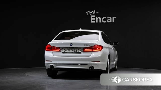 BMW 5 Series (G30) id 4286312 из Кореи 14