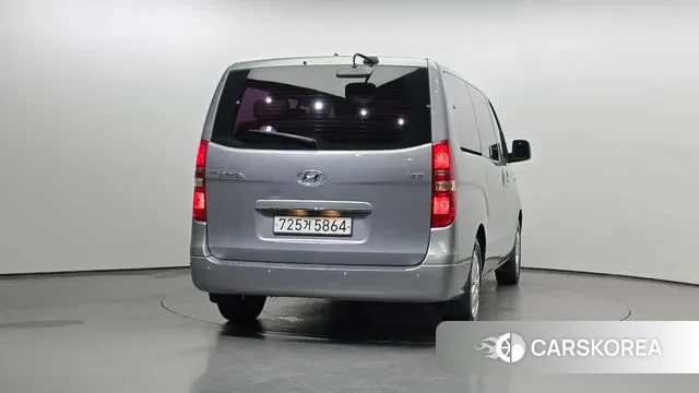 Hyundai The New Grand Starex id 3297771 из Кореи 14