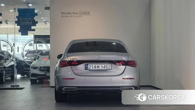 Mercedes-Benz E-Class W214 id 3963320 из Кореи 12