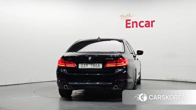 BMW 5 Series (G30) id 4574091 из Кореи 14