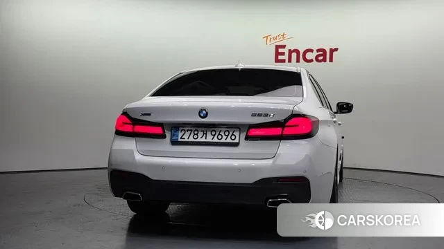 BMW 5 Series (G30) id 3447453 из Кореи 14