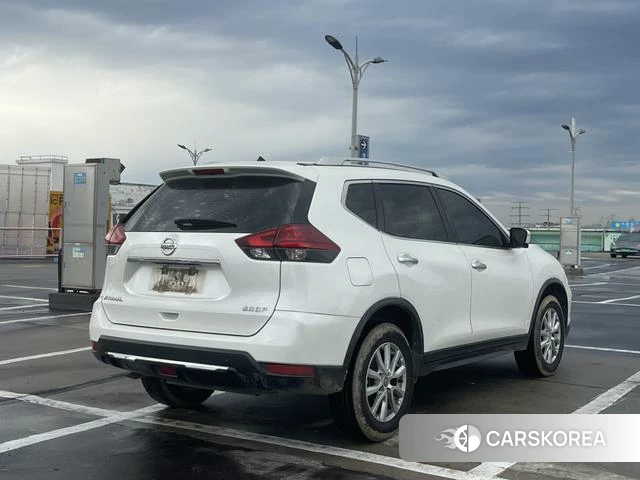 Nissan Qijun 2021 Белый из Китая, фото 4