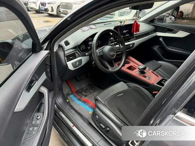 Audi A4L 2021 Темно-серый из Китая, фото 4