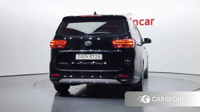 Kia The New Carnival id 3574157 из Кореи 14