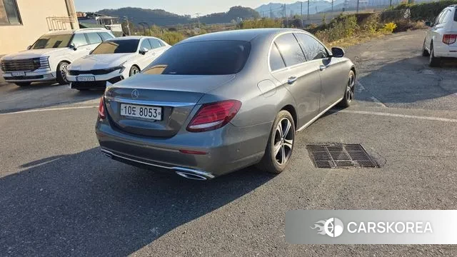 Mercedes-Benz E-Class W213 2019 Серебристо-серый из Кореи, фото 6