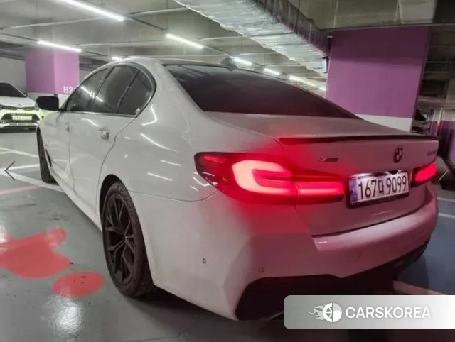 BMW 5 Series (G30) id 3457739 из Кореи 13