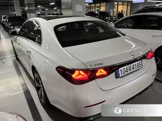 Mercedes-Benz E-Class W214 2025 Белый из Кореи, фото 5