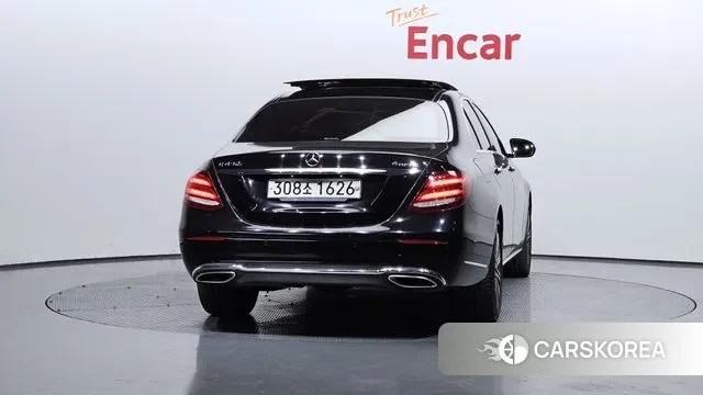 Mercedes-Benz E-Class W213 id 3612229 из Кореи 14
