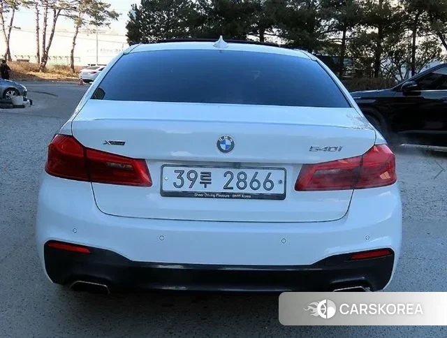 BMW 5 Series (G30) id 3682556 из Кореи 14