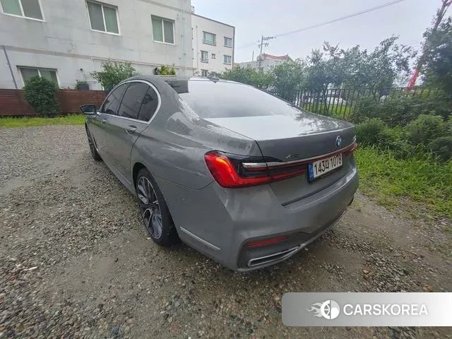 BMW 7 Series (G11) id 3028375 из Кореи 10