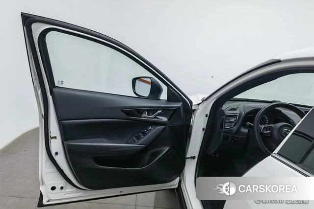 Mazda CX-4 id 4298141 из Китая 18
