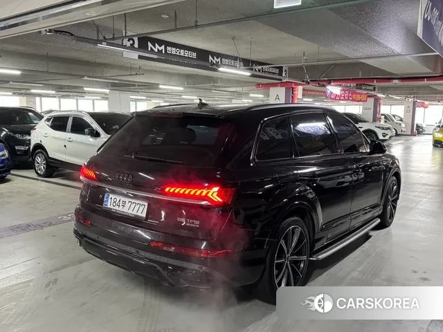 Audi Q7 (4M) id 3655696 из Кореи 8