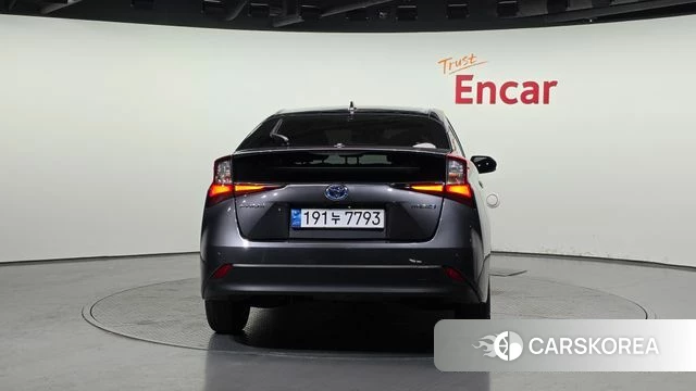 Toyota Prius 4th Generation id 4309391 из Кореи 24
