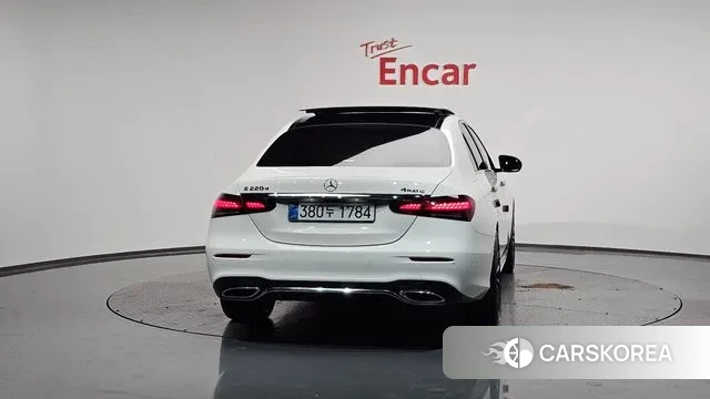 Mercedes-Benz E-Class W213 id 3054654 из Кореи 14