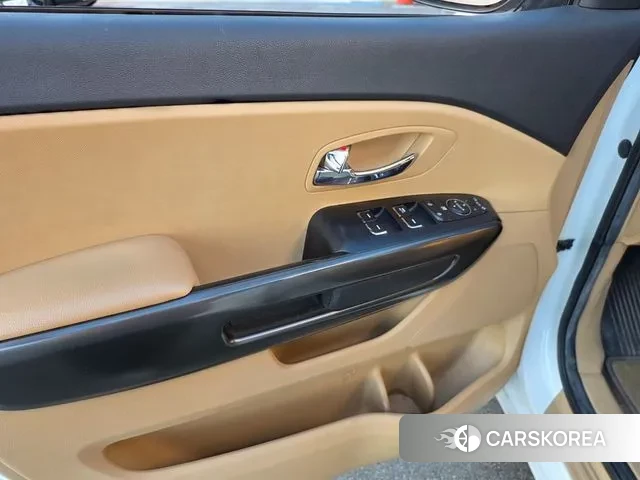 Kia The New Carnival 2019 Белый из Кореи, фото 6