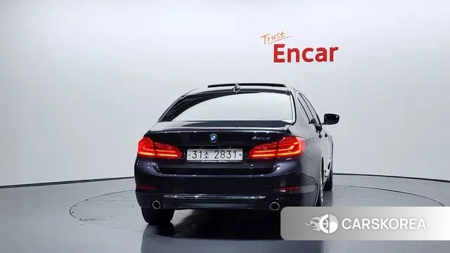 BMW 5 Series (G30) id 3494320 из Кореи 14