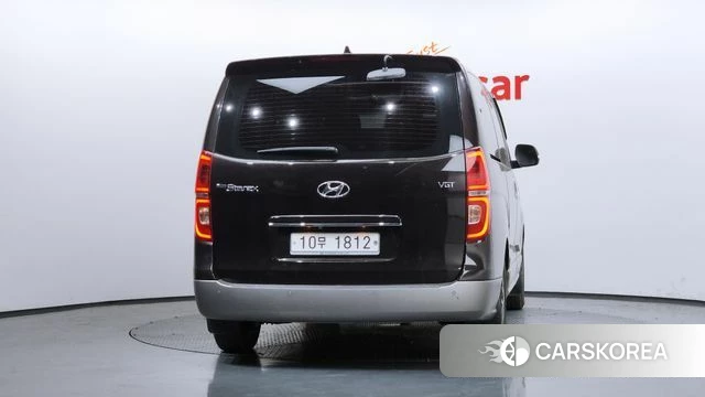 Hyundai The New Grand Starex id 4417309 из Кореи 26