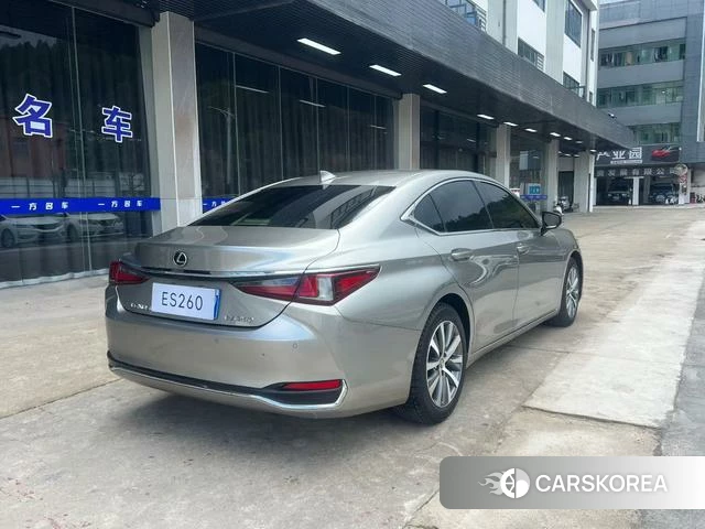 Lexus ES 2021 Серебристо-серый из Китая, фото 4