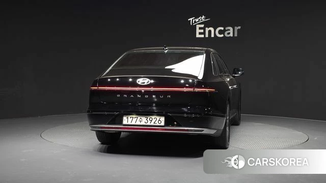 Hyundai Grandeur (GN7) id 3817759 из Кореи 14