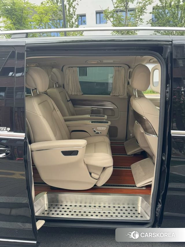 Mercedes-Benz V-class id 4367473 из Китая 19