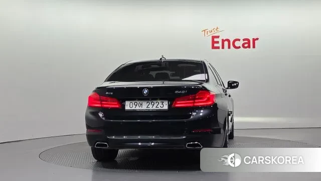 BMW 5 Series (G30) id 3107141 из Кореи 14