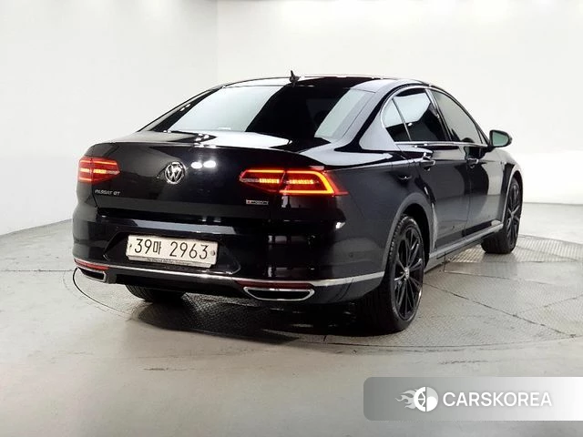 Volkswagen Passat GT (B8) id 3801618 из Кореи 14