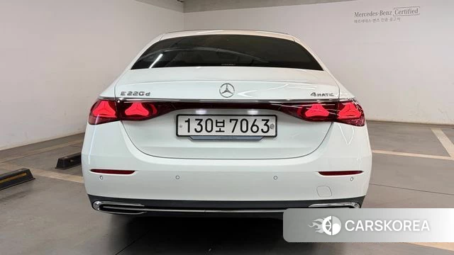 Mercedes-Benz E-Class W214 id 4669991 из Кореи 14