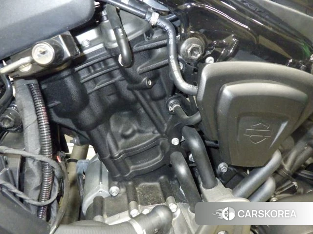 Engine photo